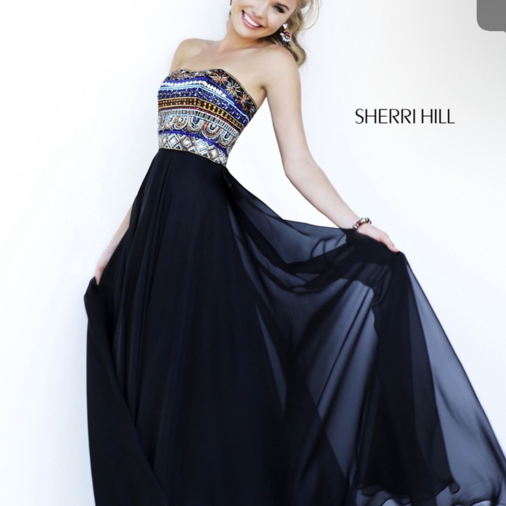 Sherri Hill Dress style 11241 / Prom/ Gown/ Gala, Black, Size 4!